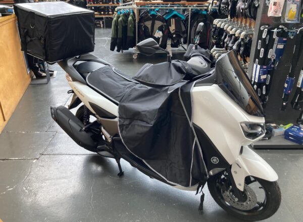 Yamaha NMAX 125 –  Extras Included